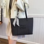 شنطه كروس MIU MIU