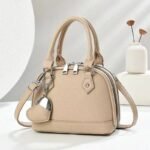 ⁦شنطه كروس مستورده⁩ - الصورة ⁦2⁩