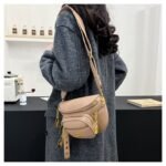 ⁦شنطه شولدر MIUMIU⁩ - الصورة ⁦5⁩